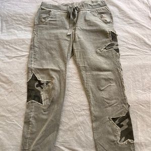 Green/Camo Joggers